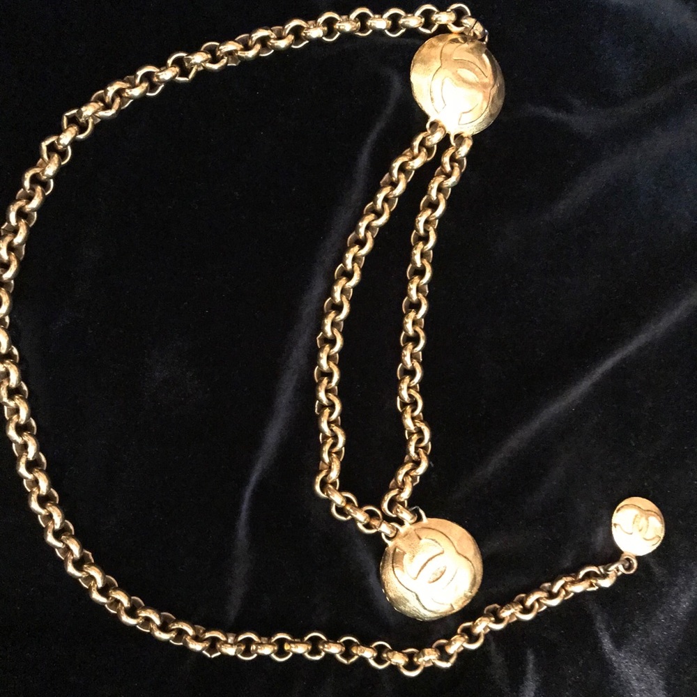 Authentic Chanel Vintage CC Gold chain belt